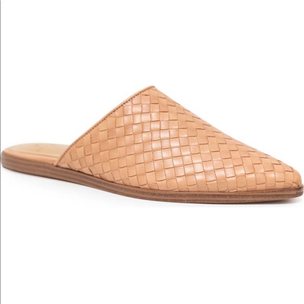 MARC FISHER - Garren Pointed Toe Woven Mule Loafer Medium Natural Leather Sz 8